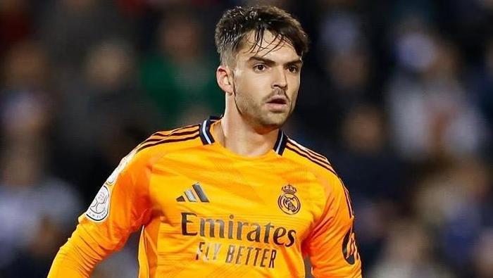 Real Sociedad-Real Madrid maçı korkunç tezahürat nedeniyle durduruldu! İşte yaşananlar... 6 real sociedad real madrid maci korkunc tezahurat nedeniyle durduruldu iste yasananlar 5 tF1tQd42
