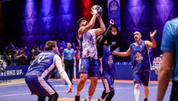 red bull half courtta sampiyon belli oldu kupayi nigel hayes davis verdi WV32Dvme