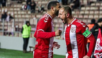 samsunspordan 3 imza birden sozlesmeleri uzatildi p9IzYm4v