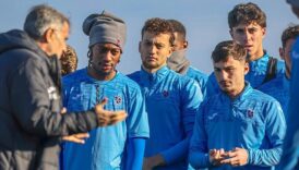 trabzonsporun deplasman k busu senol gunes bile saskin O4ZeFgVx