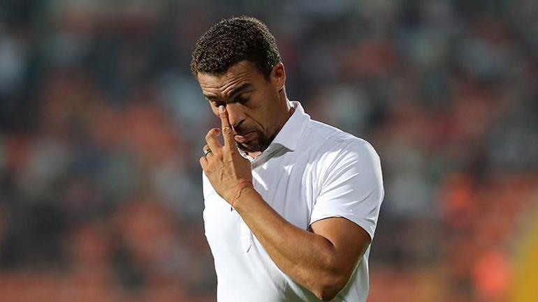 valerien ismaelin yeni adresi sasirtti ingiltere ekibinin basina gecti 1 t9el2YDU
