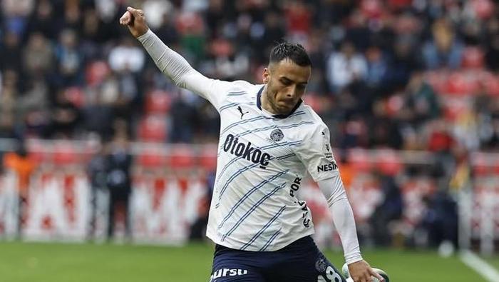 Ve Fenerbahçe bombayı patlattı: İşte yazın ilk transferi! İstanbul'a geliyor... 5 ve fenerbahce bombayi patlatti iste yazin ilk transferi istanbula geliyor 4 4gHNFlUS