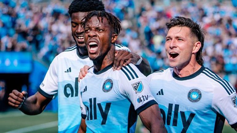 wilfried zaha ilk macinda abdyi salladi golunu atti 4 dakikada galibiyeti getirdi 0 lUkG1VjF