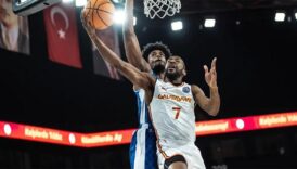 will cummingsten galatasaray taraftarina cagri d4kvymY7