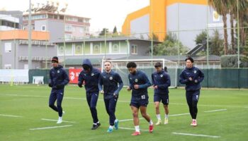 alanyaspor derbi hazirliklarina basladi dILdZ8lM