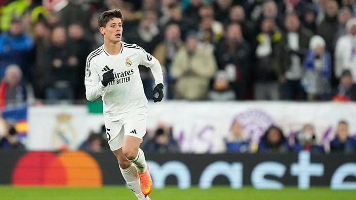 Arda Güler Real Madrid'den ayrılıyor mu? İspanyollar genç oyuncunun kararını açıkladı 3 arda guler real madridden ayriliyor mu ispanyollar genc oyuncunun kararini acikladi 2 8RtGQm4b