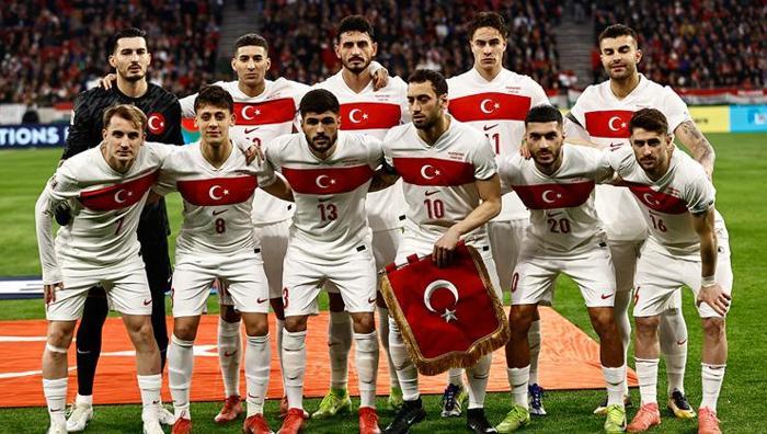 'Arda Güler susmuyor' Macaristan'ı yerle bir etti, İspanya'yı salladı: Ancelotti'ye açık bir uyarı 8 arda guler susmuyor macaristani yerle bir etti ispanyayi salladi ancelottiye acik bir uyari 7 Sz71Eft8