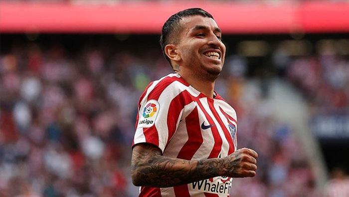 Arjantin'den bomba iddia! Fenerbahçe ve Galatasaray transferde karşı karşıya 2 arjantinden bomba iddia fenerbahce ve galatasaray transferde karsi karsiya 1 NmvgMtRL
