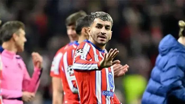 Arjantin'den bomba iddia! Fenerbahçe ve Galatasaray transferde karşı karşıya 4 arjantinden bomba iddia fenerbahce ve galatasaray transferde karsi karsiya 3 RcQ4qKzD