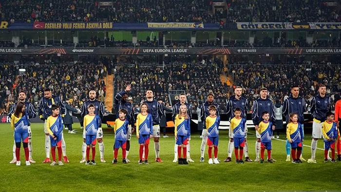 Bayern Münih, Fenerbahçe'nin yıldızına kafayı taktı! Detaylı raporlar hazırlanıyor... 1 bayern munih fenerbahcenin yildizina kafayi takti detayli raporlar hazirlaniyor 0 JAbvWL1H