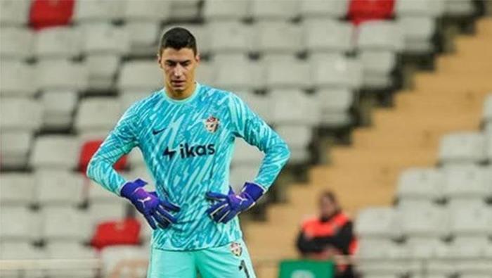 berke ozere surpriz talip fenerbahce ve galatasaray pesindeydi 0 DRNW3Ysg