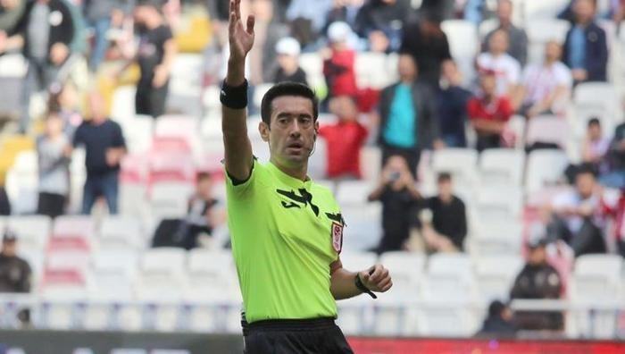 Beşiktaş-Galatasaray derbisinin olay hakem raporu ortaya çıktı! Merakla bekleniyordu, gündeme bomba gibi düştü... 11 besiktas galatasaray derbisinin olay hakem raporu ortaya cikti merakla bekleniyordu gundeme bomba gibi dustu 10