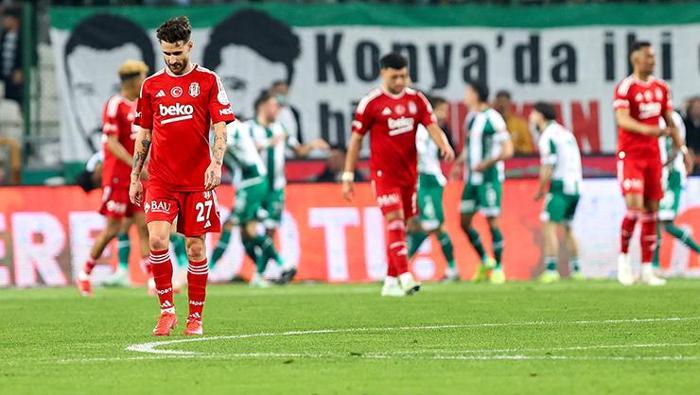Beşiktaş kaybetti Nihat Kahveci isyan etti 'Bu kadro tarihe geçti, müzeye konsun' 6 besiktas kaybetti nihat kahveci isyan etti bu kadro tarihe gecti muzeye konsun 5 Y51rgT5f