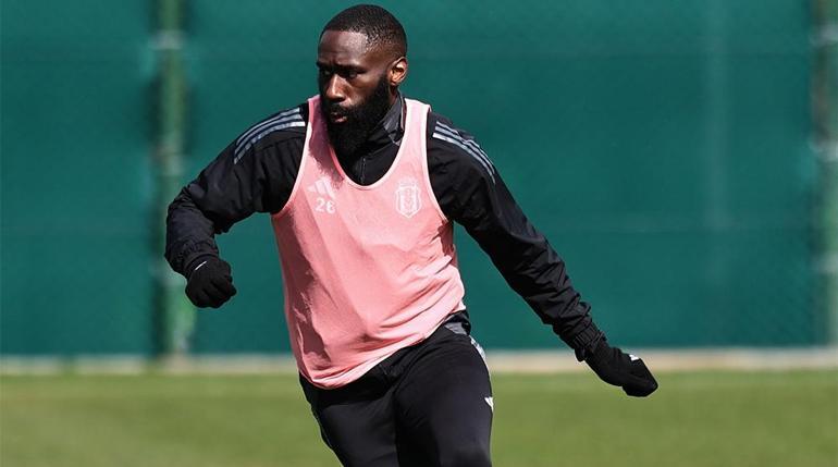besiktasta galatasaray maci plani hazir iste solskjaerin derbi uclusu 2 AscYtKqB