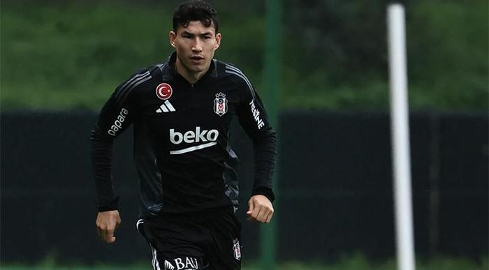 Beşiktaş'ta tam sekiz ayrılık! Solskjaer neşteri vurdu! 7 besiktasta tam sekiz ayrilik solskjaer nesteri vurdu 6 773lCMbB