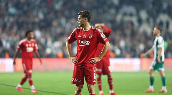 Beşiktaş'ta tam sekiz ayrılık! Solskjaer neşteri vurdu! 8 besiktasta tam sekiz ayrilik solskjaer nesteri vurdu 7