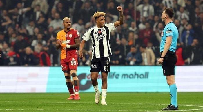 'Böyle maskara olursun! Galatasaray'ın Beşiktaş mağlubiyetinin ardından ortalık karıştı, olay sözler... 3 boyle maskara olursun galatasarayin besiktas maglubiyetinin ardindan ortalik karisti olay sozler 2 MMyG1hLh
