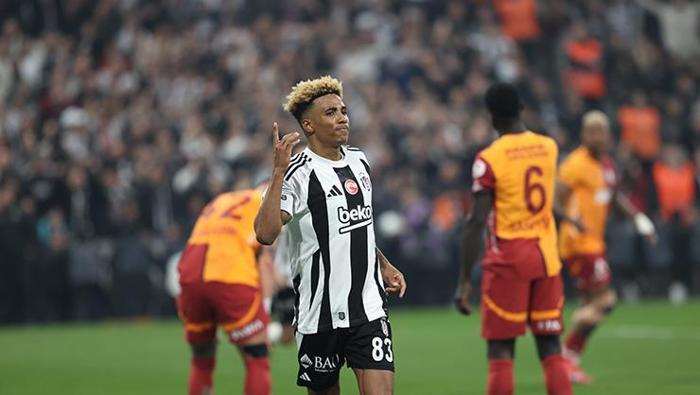 'Böyle maskara olursun! Galatasaray'ın Beşiktaş mağlubiyetinin ardından ortalık karıştı, olay sözler... 4 boyle maskara olursun galatasarayin besiktas maglubiyetinin ardindan ortalik karisti olay sozler 3 rs2tSpFs