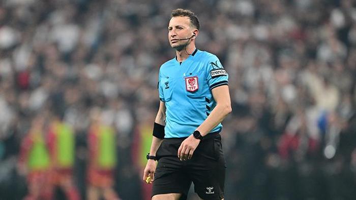 'Böyle maskara olursun! Galatasaray'ın Beşiktaş mağlubiyetinin ardından ortalık karıştı, olay sözler... 8 boyle maskara olursun galatasarayin besiktas maglubiyetinin ardindan ortalik karisti olay sozler 7 LmyW7car