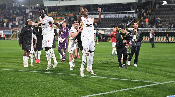 CANLI | Galatasaray - Antalyaspor maçı Canlı Anlatım - GS Antalya maç kadroları, skoru ve istatistikleri (Galatasaray Antalyaspor yayın bilgileri) 11 canli galatasaray antalyaspor maci canli anlatim gs antalya mac kadrolari skoru Genr4Hhy