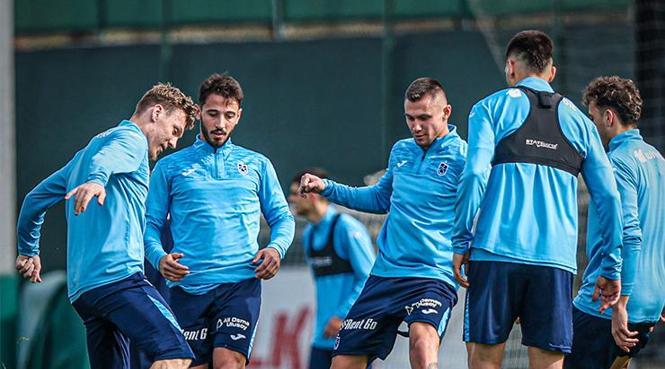CANLI | Trabzonspor-Göztepe maçı ne zaman, saat kaçta, hangi kanalda canlı yayınlanacak? (Muhtemel 11'ler) 5 canli trabzonspor goztepe maci ne zaman saat kacta hangi kanalda canli yayinlanacak muhtemel 11ler KZeKJHRI