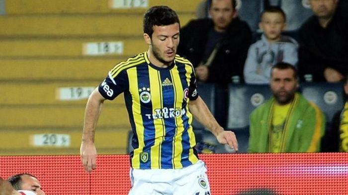 Eski Fenerbahçeli Özgür Çek'ten flaş transfer itirafı! Bomba sözler: 'F.Bahçe değer vermiyor' 1 eski fenerbahceli ozgur cekten flas transfer itirafi bomba sozler fbahce deger vermiyor 0 cVTZRNjU