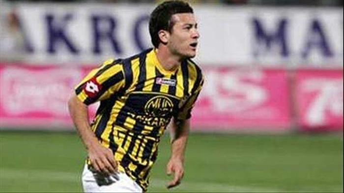 Eski Fenerbahçeli Özgür Çek'ten flaş transfer itirafı! Bomba sözler: 'F.Bahçe değer vermiyor' 2 eski fenerbahceli ozgur cekten flas transfer itirafi bomba sozler fbahce deger vermiyor 1 FSrtjKie