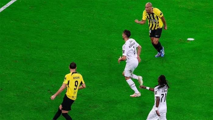 Fatih Terim'in kupa hayalleri suya düştü ardından ateş püskürdü 'Utanç verici' 2 fatih terimin kupa hayalleri suya dustu ardindan ates puskurdu utanc verici 1 4OhWsekR