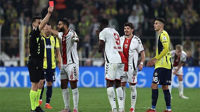 Fenerbahçe mi, Galatasaray mı? Süper Lig şampiyonunu açıkladılar! 93 puanla... 2 fenerbahce mi galatasaray mi super lig sampiyonunu acikladilar 93 puanla 1 23hfraJI