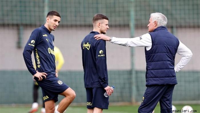 FENERBAHÇE - SAMSUNSPOR MAÇI CANLI İZLE | FB Samsun maçı şifresiz - Süper Lig kapanış maçı 4 fenerbahce samsunspor maci canli izle fb samsun maci sifresiz super lig aDsskRcI