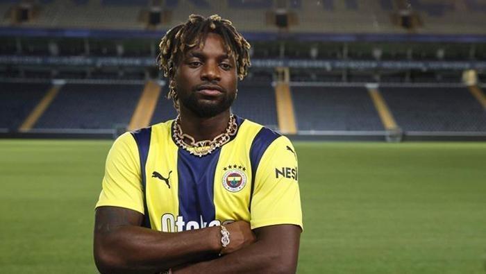 Fenerbahçe tam 8 isim için düğmeye bastı! Bomba Dzeko teklifi ve Tadic kararı 7 fenerbahce tam 8 isim icin dugmeye basti bomba dzeko teklifi ve tadic karari 6 9pWi1veC