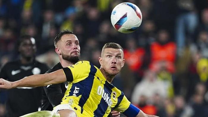 Fenerbahçe'de Fred gidiyor, 820 milyonluk İspanyol geliyor! Süper Lig bitmeden transfer piyasası alev aldı... 4 fenerbahcede fred gidiyor 820 milyonluk ispanyol geliyor super lig bitmeden transfer piyasasi alev aldi XiqKpgKm