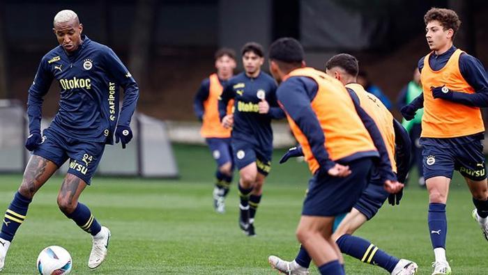 Fenerbahçe'de Fred gidiyor, 820 milyonluk İspanyol geliyor! Süper Lig bitmeden transfer piyasası alev aldı... 1 fenerbahcede fred gidiyor 820 milyonluk ispanyol geliyor super lig bitmeden transfer piyasasi alev aldi kqd5Rsnb