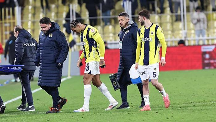 Fenerbahçe'de Fred'den kötü haber geldi! Çağlar Söyüncü ve Diego Carlos dönüyor 5 fenerbahcede fredden kotu haber geldi caglar soyuncu ve diego carlos donuyor 4 i7LBiOrC