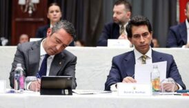 fenerbahcede gozler derbide sampiyonluk yakin cgQFIMSE