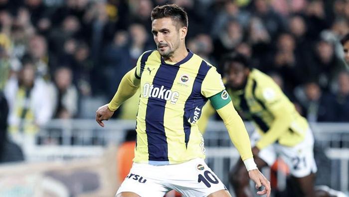 Fenerbahçe'de istenmeyen adam ilan edildi: Ajax'tan transfer açıklaması geldi! Sürpriz Tadic gelişmesi... 5 fenerbahcede istenmeyen adam ilan edildi ajaxtan transfer aciklamasi geldi surpriz tadic gelismesi 4 vmypQAyI