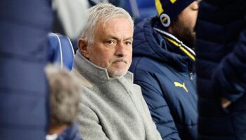 fenerbahcede jose mourinhodan forvet karari dOVnNpJT