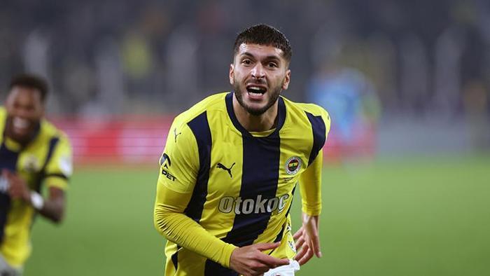 Fenerbahçe'nin 2 yıldızına talip var! İşte istenen bonservis bedeli 7 fenerbahcenin 2 yildizina talip var iste istenen bonservis bedeli 6