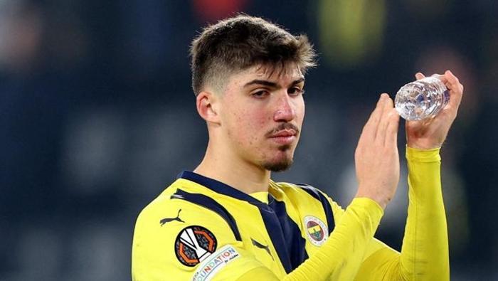 Fenerbahçe'nin genç yıldızı Yusuf Akçiçek paylaşılamıyor! Dünya devi de peşine düştü 8 fenerbahcenin genc yildizi yusuf akcicek paylasilamiyor dunya devi de pesine dustu 7 mSk7T2ls