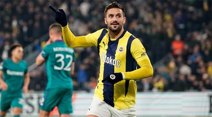 Fenerbahçe'nin iki yıldızı Beşiktaş'a! Girişimlere başlandı 4 fenerbahcenin iki yildizi besiktasa girisimlere baslandi 3 WdCs1JJF