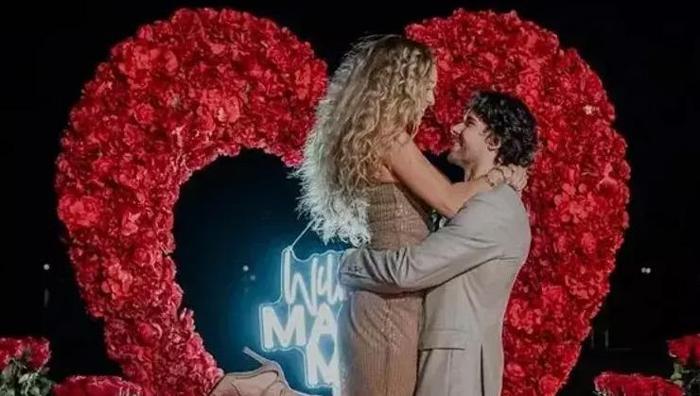 Ferdi Kadıoğlu'dan evlilik teklifi: O anları paylaştı 5 ferdi kadiogludan evlilik teklifi o anlari paylasti 4 mqEM4Nc5