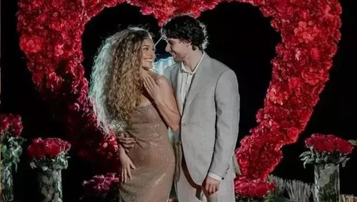 Ferdi Kadıoğlu'dan evlilik teklifi: O anları paylaştı 6 ferdi kadiogludan evlilik teklifi o anlari paylasti 5 6ldi4HMc