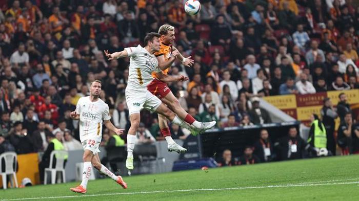 Galatasaray - Antalyaspor maçını spor yazarları değerlendirdi! 'Böylesi daha önce gelmedi! Fabrika ayarlarına dönüyor' 17 galatasaray antalyaspor macini spor yazarlari degerlendirdi boylesi daha once gelmedi fabrika ayarlarina donuyor g8PHDpgB