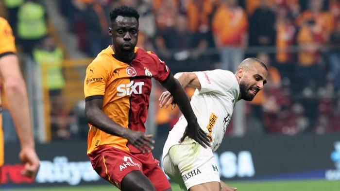 Galatasaray - Antalyaspor maçını spor yazarları değerlendirdi! 'Böylesi daha önce gelmedi! Fabrika ayarlarına dönüyor' 13 galatasaray antalyaspor macini spor yazarlari degerlendirdi boylesi daha once gelmedi fabrika ayarlarina donuyor