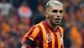 galatasarayda lucas torreira gelismesi transfer icin menajerinden aciklama VMxW48MB