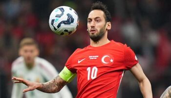 hakan calhanoglundan temkinli aciklama henuz bir sey bitmedi QzLKJePX
