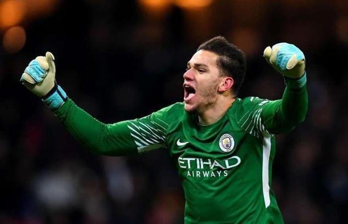 Hem Ederson hem Vlahovic imzalıyor! İstanbul devi çıldırdı, transferde büyük sürpriz... 2 hem ederson hem vlahovic imzaliyor istanbul devi cildirdi transferde buyuk surpriz 1 XTyXEwhZ