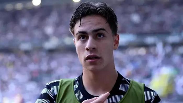 Igor Tudor'dan sürpriz Kenan Yıldız kararı! Juventus'un yeni teknik direktörünü, ayağının tozuyla belirledi... 6 igor tudordan surpriz kenan yildiz karari juventusun yeni teknik direktorunu ayaginin tozuyla belirledi 5 jMbZL2sK
