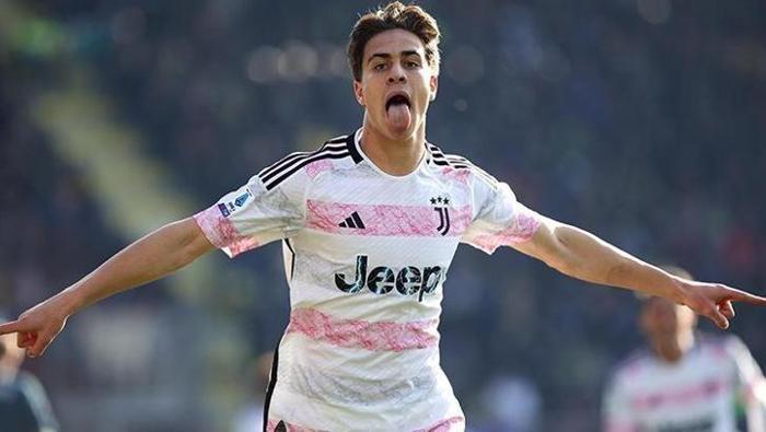 Igor Tudor'dan sürpriz Kenan Yıldız kararı! Juventus'un yeni teknik direktörünü, ayağının tozuyla belirledi... 7 igor tudordan surpriz kenan yildiz karari juventusun yeni teknik direktorunu ayaginin tozuyla belirledi 6 nqGtD1na