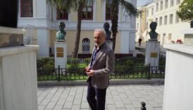 inci tanelerinden suleyman sebaya saygi durusu QIZYpSWZ